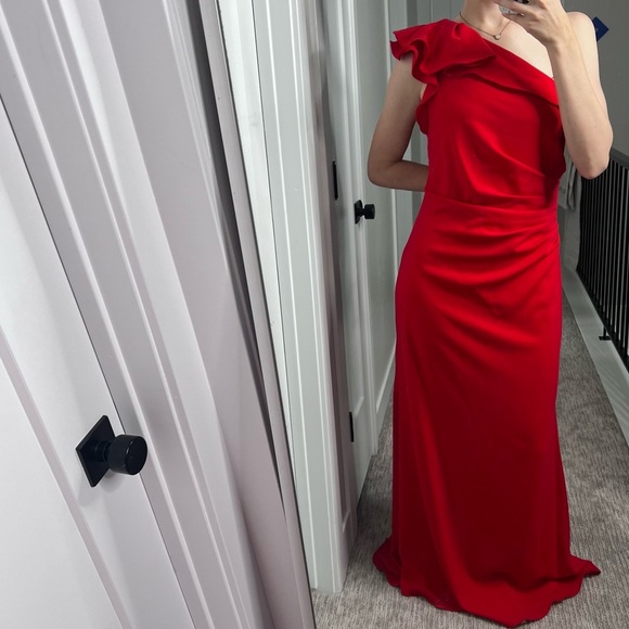 Red one shoulder dress - Picture 2 of 10